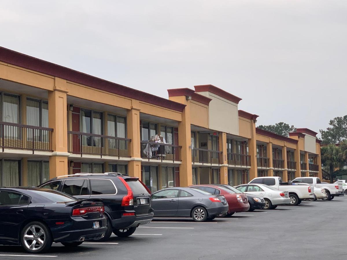 Econo Lodge Choice Hotels I-95 Savannah Gateway Georgetown Exterior photo